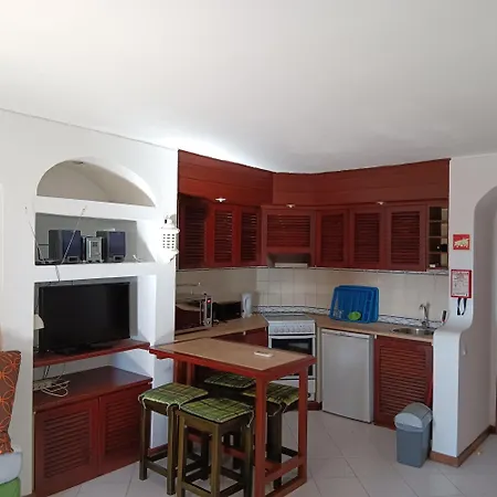 Bellavista Avenida Apt Sea View Αλμπουφέιρα