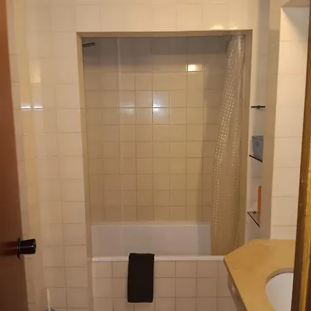 Bellavista Avenida Apt Sea View Apartment *