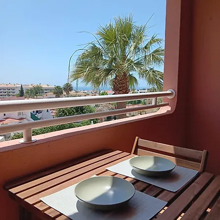 Bellavista Avenida Apt Sea View Apartmán